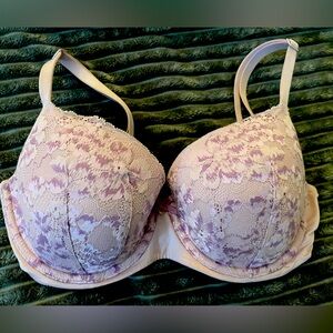 Victoria's Secret 32DDD - Light purple lightly lined bra.
